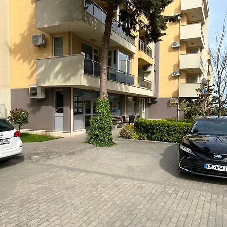 Businka Διαμέρισμα Ράβντα